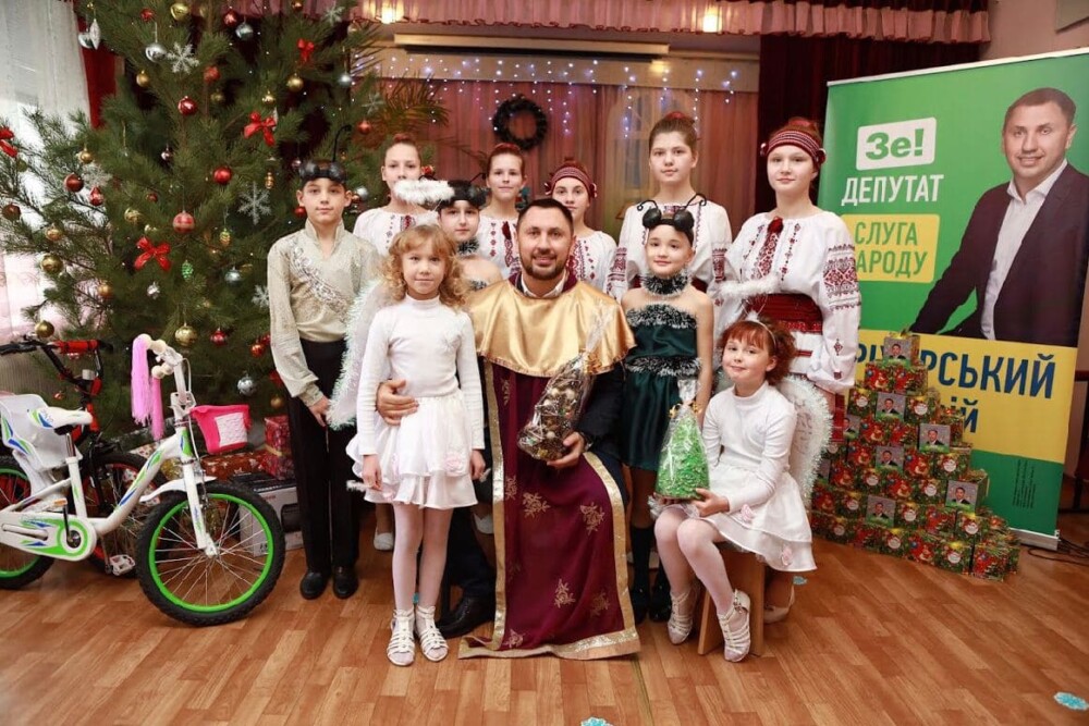 З Днем Святого Миколая привітав діток з Корсунь-Шевченківського багатопрофільного навчально-реабілітаційного центру «Надія».