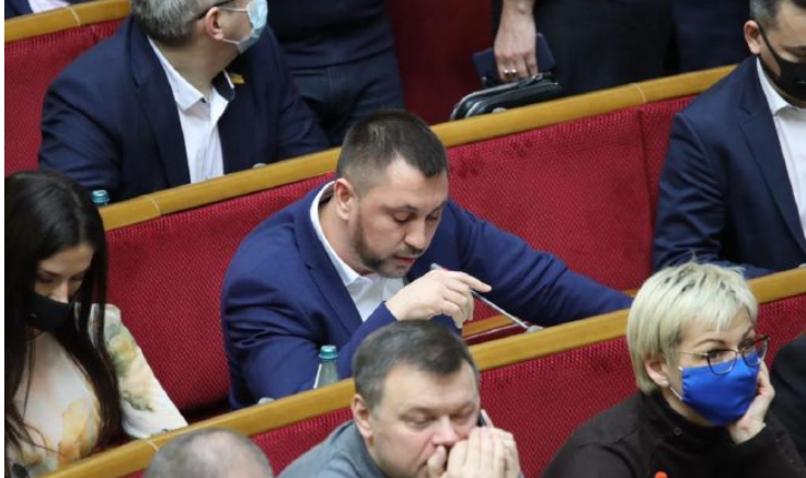Стріхарський: конкурси на посади держслужби мають бути відновлені