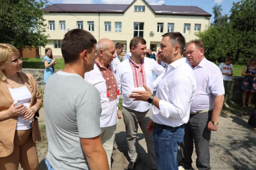 Нардеп Стрихарский рассказал о поездке “слуг” в Черкасскую область