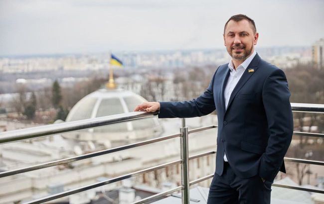 Стріхарський привітав українців з прийдешнім Новим роком: “ціль у всіх одна”