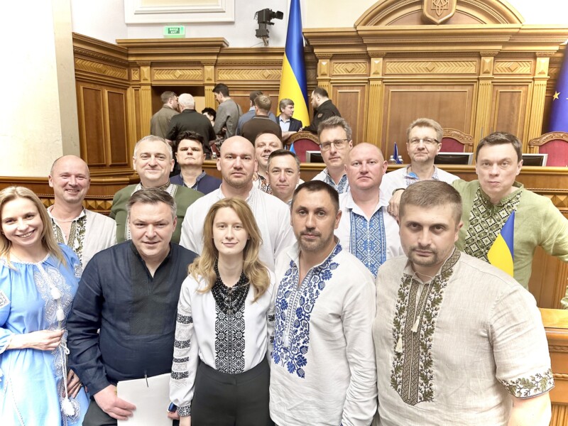 Канада і Україна: Міцний союз у боротьбі з тероризмом та підтримка військової допомоги