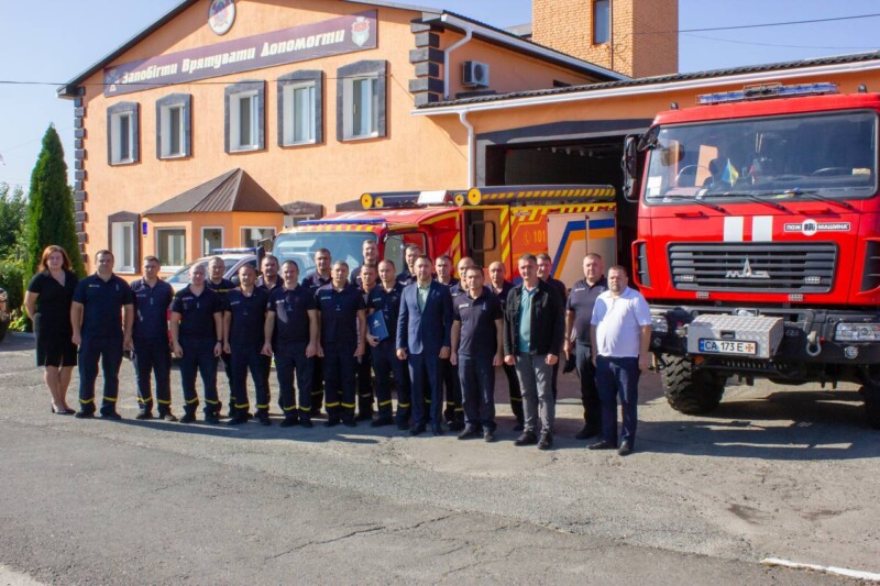 Привітав рятівників з професійним святом та нагородив грамотами ВРУ працівників ДСНС Черкащини