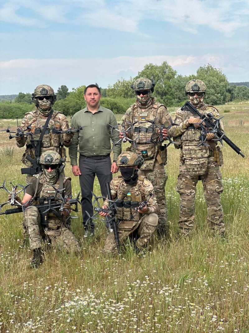 Передав  підрозділу «КОНДОР» 10 FPV-дронів