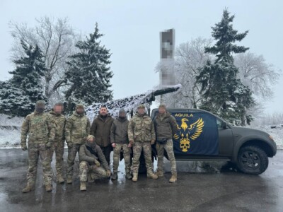 Зустрівся з бійцями та передав їм «Міні-ГРАД»